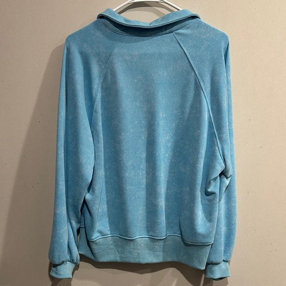 Light blue pullover - Picture 2 of 3